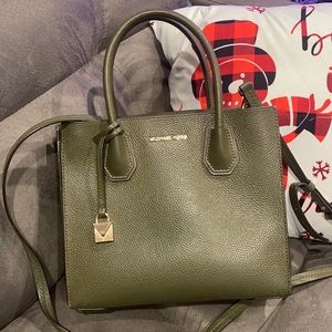 Micheal Kors Purse and Wallet
